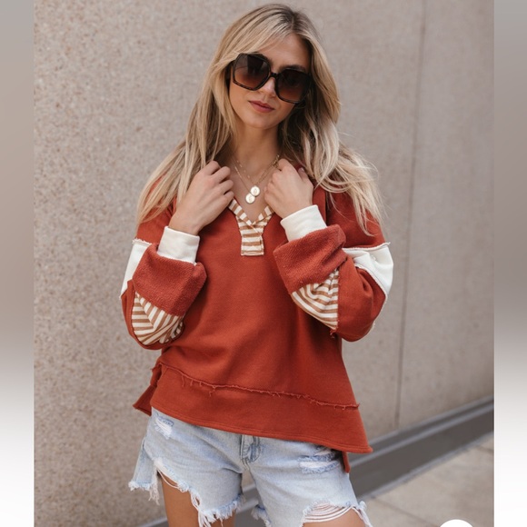 The Post Hudson Rust Pullover - Picture 2 of 7